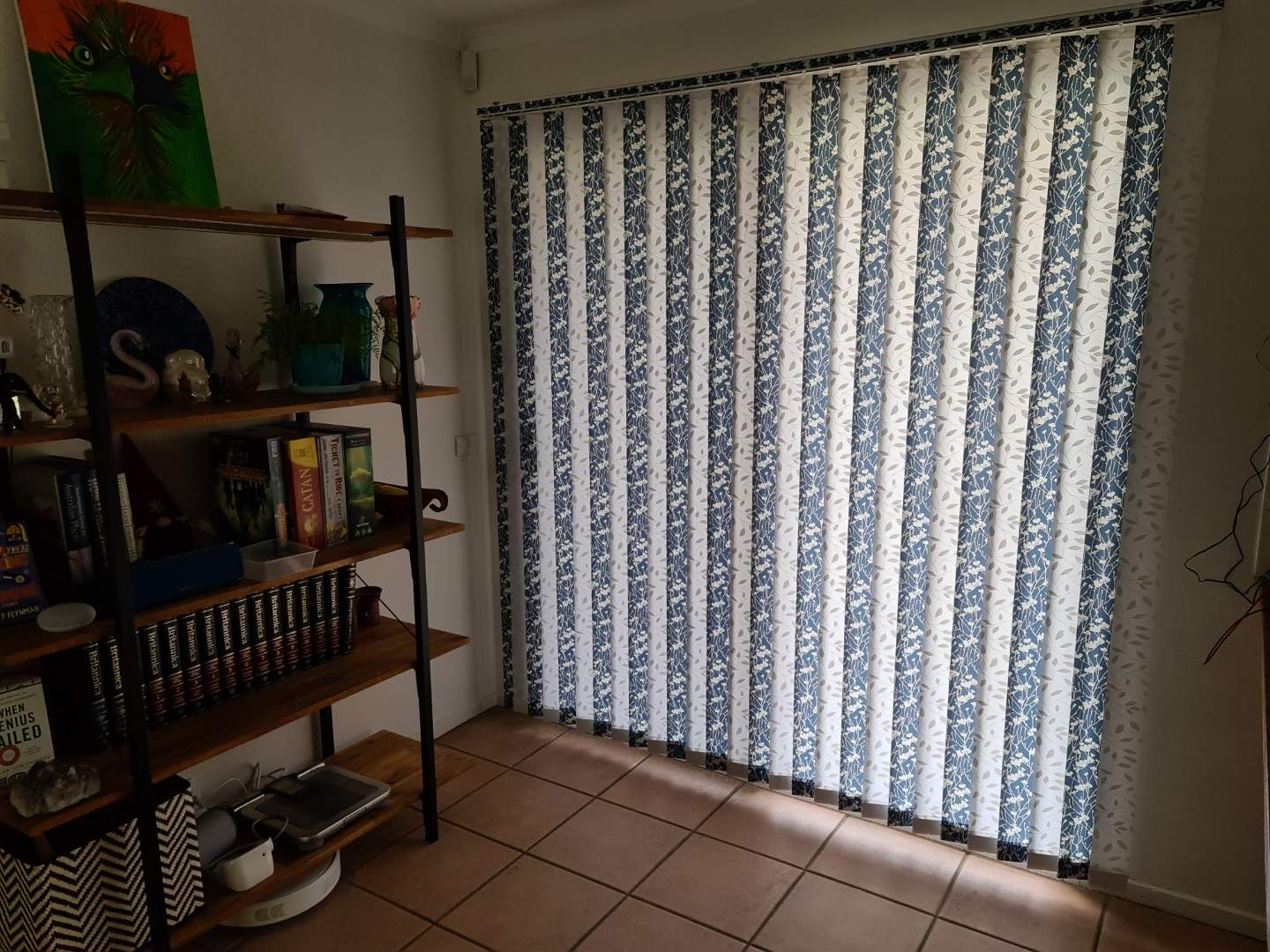 Side Feature