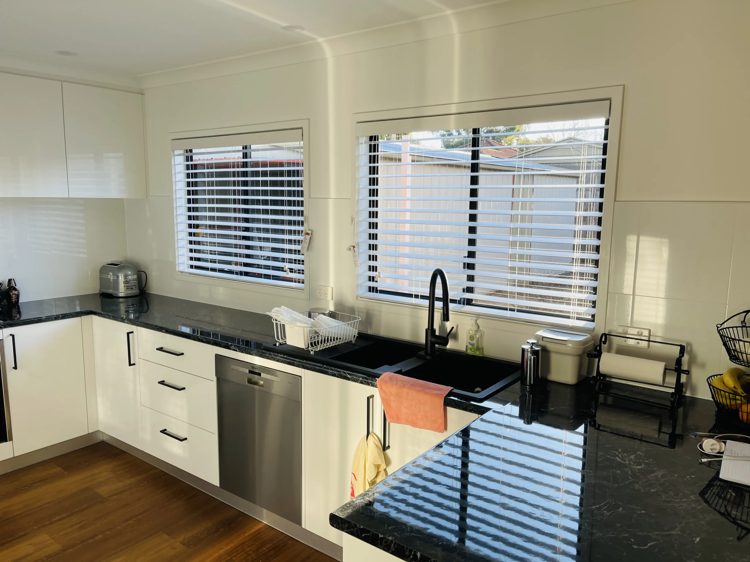 Venetian-Blinds-gallery-image