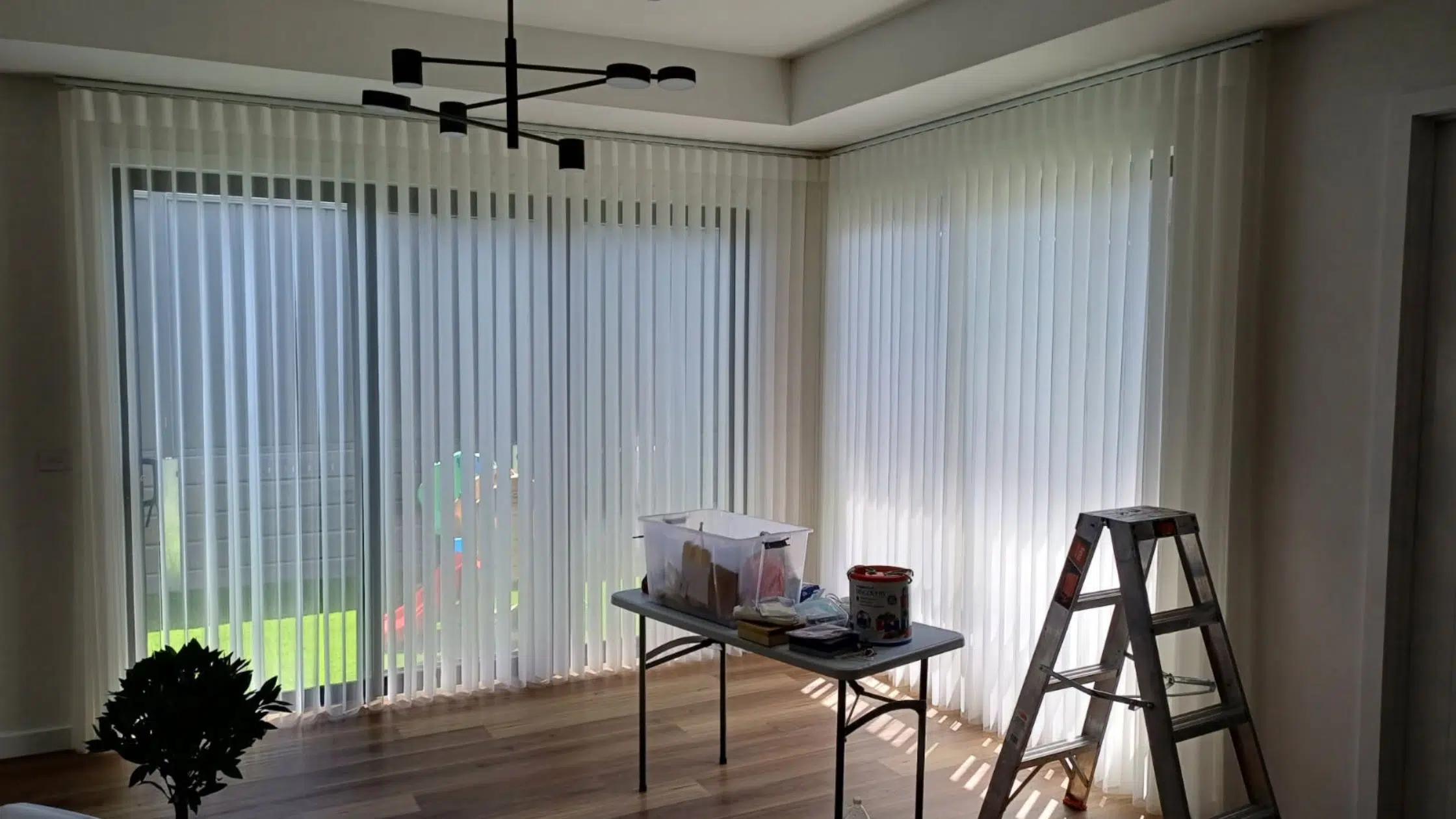 Modern Window Coverings for Style, Light and Privacy